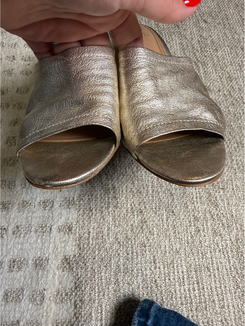 Vince‎ Camuto Metallic Gold Leather Open-Toe Mules Heels - Picture 2 of 9